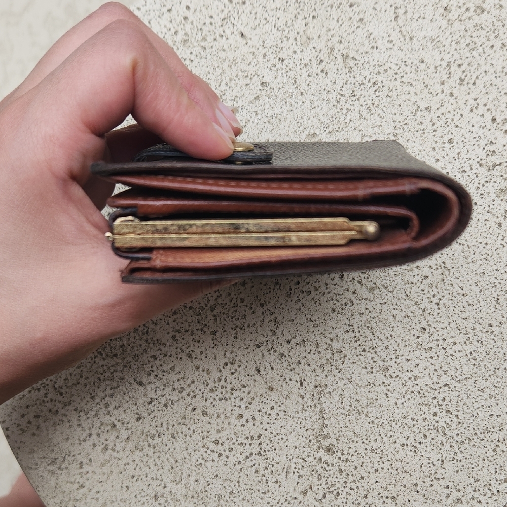 Louis Vuitton Black and Gold Monogram Wallet - Picture 7 of 17